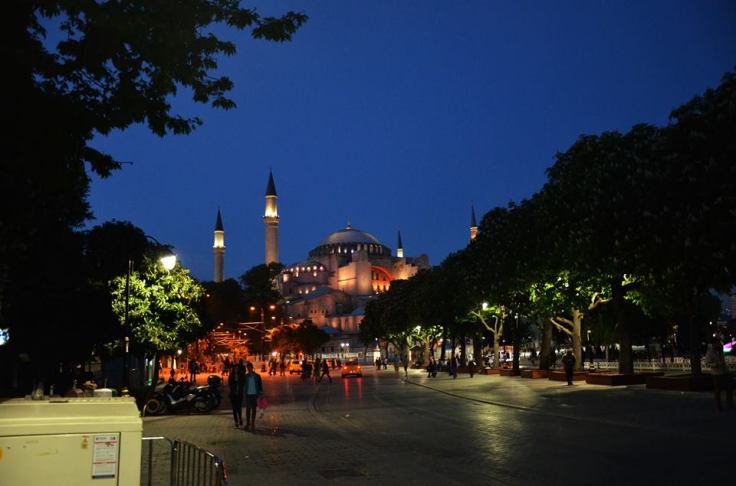 14054991_863284463806557_3861403354295530572_n