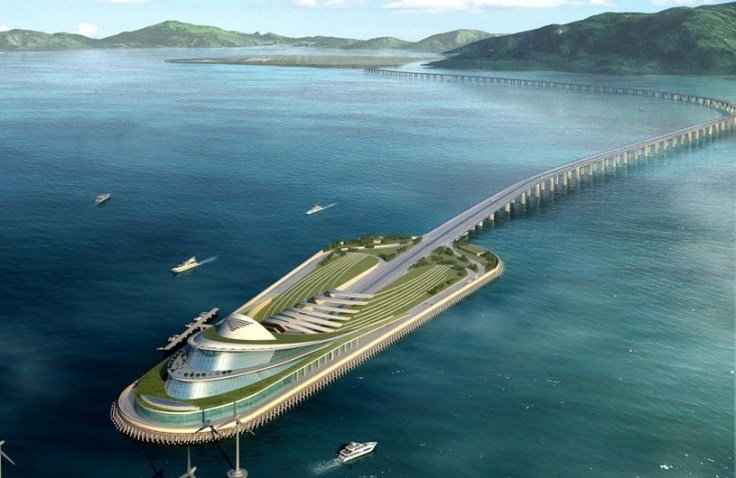 the-hong-kong-zhuhai-macau-bridge-project-will-link-three-cities-in-chinas-pearl-river-delta-creating-one-mega-city-of-42-million-people-when-its-completed-in-2017-815x530